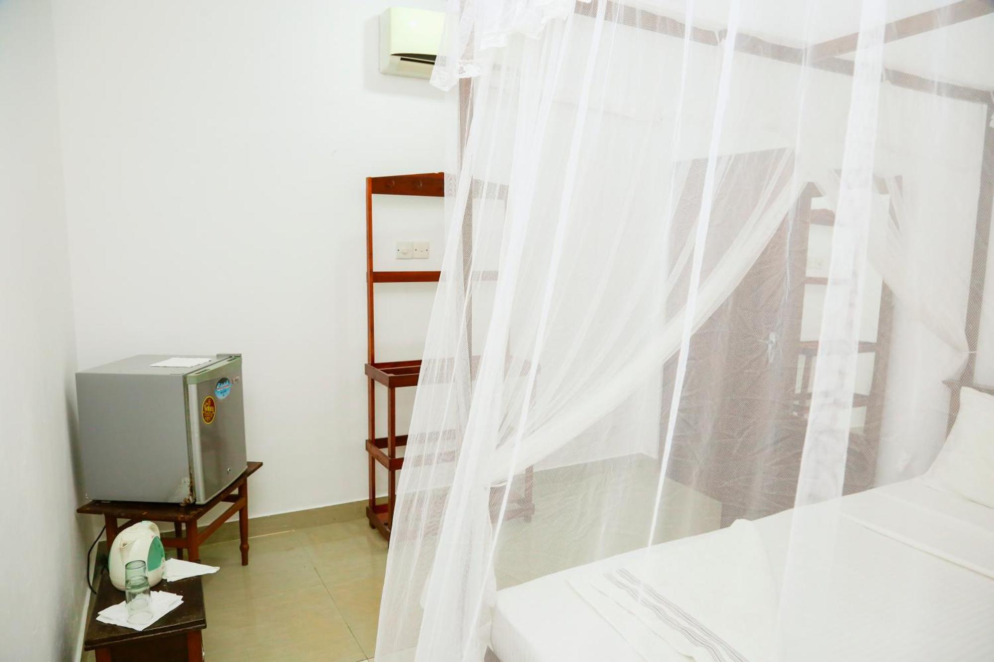 Eden Villa Hikkaduwa Δωμάτιο φωτογραφία